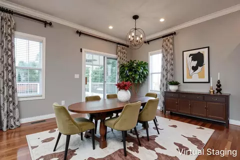 Dining - 3871 W Olivia St, Springfield, MO 65810 photo 1 of 1