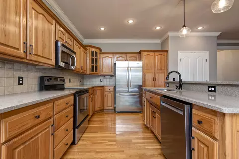 Kitchen - 3871 W Olivia St, Springfield, MO 65810 photo 1 of 4