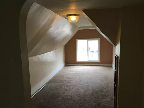 Bedroom - 930 W Poplar St, Springfield, MO 65802 photo 5 of 5