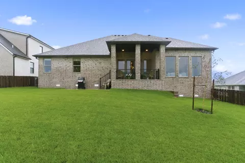 Exterior - 4411 E Hidden Oak St, Springfield, MO 65802 photo 10 of 16