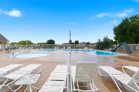 Exterior - 4411 E Hidden Oak St, Springfield, MO 65802 photo 12 of 16