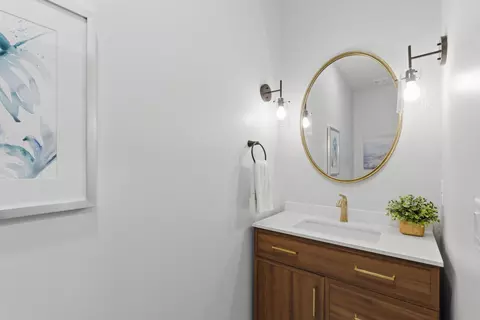 Bath - 4411 E Hidden Oak St, Springfield, MO 65802 photo 6 of 6
