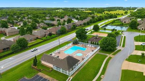 View/Area - 4411 E Hidden Oak St, Springfield, MO 65802 photo 7 of 12