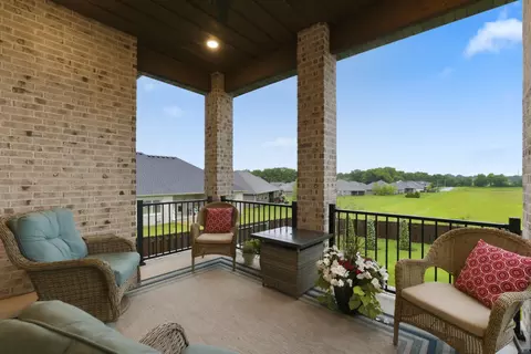 Exterior - 4411 E Hidden Oak St, Springfield, MO 65802 photo 7 of 16