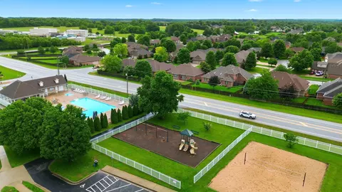 View/Area - 4411 E Hidden Oak St, Springfield, MO 65802 photo 9 of 12