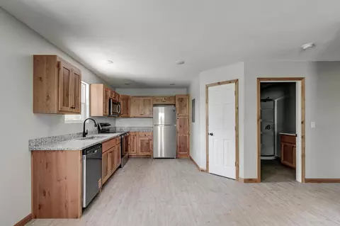 Entry Way - 717 Benham Ave, Neosho, MO 64850 photo 1 of 1