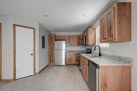 Kitchen - 717 Benham Ave, Neosho, MO 64850 photo 2 of 4