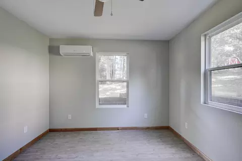 Bedroom - 717 Benham Ave, Neosho, MO 64850 photo 2 of 11
