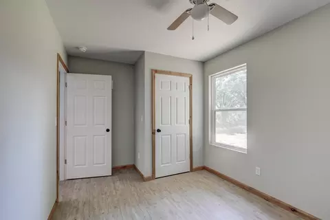 Bedroom - 717 Benham Ave, Neosho, MO 64850 photo 10 of 11