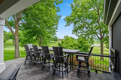 Exterior - 3711 E Castlebay Ct, Springfield, MO 65809 photo 10 of 26