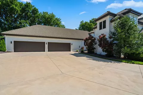 Other - 3711 E Castlebay Ct, Springfield, MO 65809 photo 3 of 31