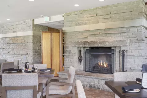 Dining - 3711 E Castlebay Ct, Springfield, MO 65809 photo 7 of 9