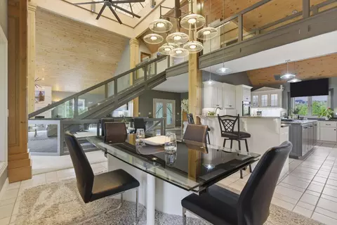 Dining - 3711 E Castlebay Ct, Springfield, MO 65809 photo 2 of 9