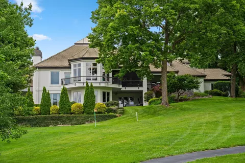 Exterior - 3711 E Castlebay Ct, Springfield, MO 65809 photo 19 of 26