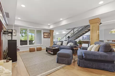 Living - 3711 E Castlebay Ct, Springfield, MO 65809 photo 6 of 9
