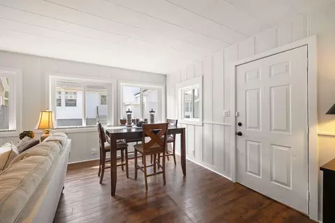 Dining - 1307 E Delmar St, Springfield, MO 65804 photo 6 of 6