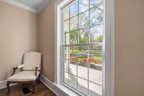 Entry Way - 1307 E Delmar St, Springfield, MO 65804 photo 12 of 20