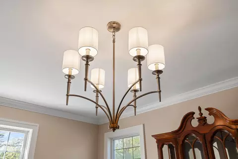 Dining - 1307 E Delmar St, Springfield, MO 65804 photo 5 of 6