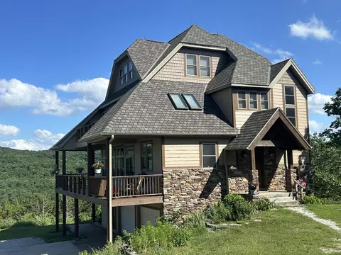 700 Shore Point Rd, Blue Eye, MO 65611