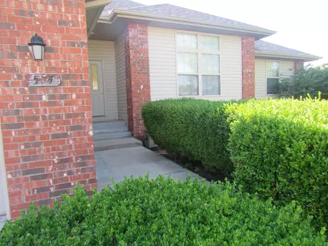 574 S Carriage Xing, Nixa, MO 65714 photo 3