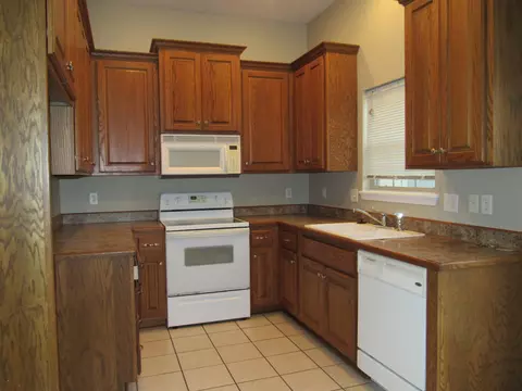 574 S Carriage Xing, Nixa, MO 65714 photo 9
