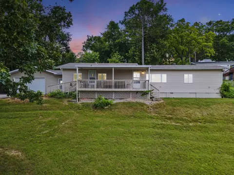 26 White Wing Ln, Blue Eye, MO 65611