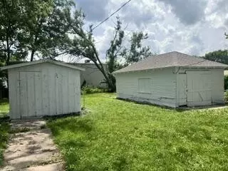 Exterior - 1846 W Division St, Springfield, MO 65802 photo 1 of 1