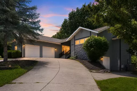 1682 Pointe Royale Dr, Branson, MO 65616