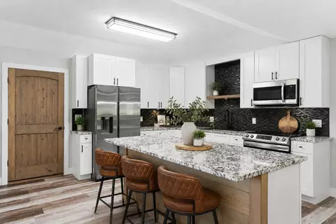 Kitchen - 1682 Pointe Royale Dr, Branson, MO 65616 photo 2 of 3