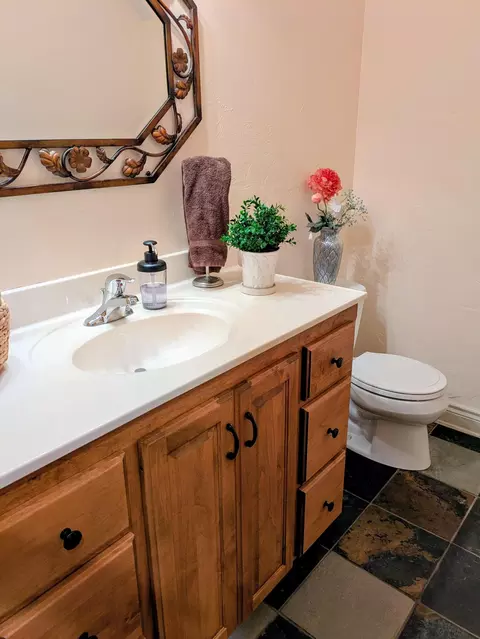 Bath - 8620 Interlochen Dr, Nixa, MO 65714 photo 10 of 14