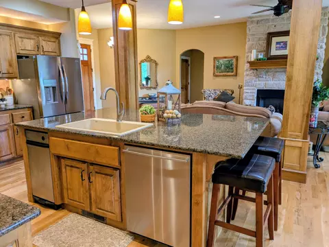 Kitchen - 8620 Interlochen Dr, Nixa, MO 65714 photo 12 of 14
