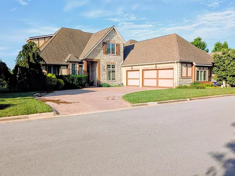 Exterior - 8620 Interlochen Dr, Nixa, MO 65714 photo 11 of 19