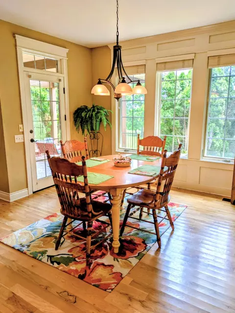 Dining - 8620 Interlochen Dr, Nixa, MO 65714 photo 2 of 3