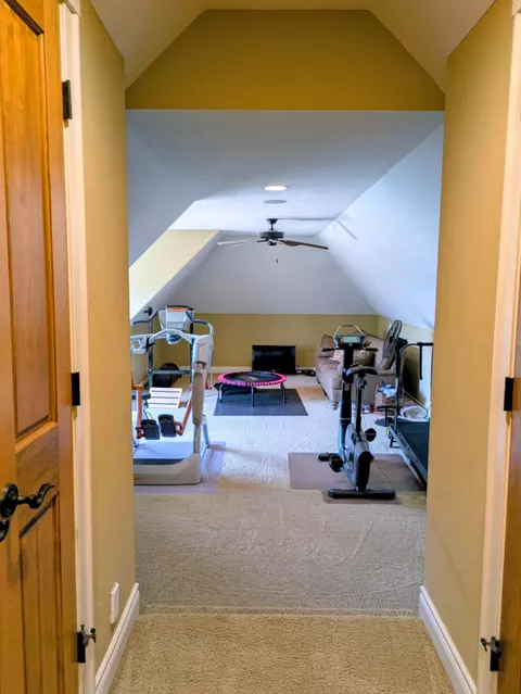 Entry Way - 8620 Interlochen Dr, Nixa, MO 65714 photo 5 of 6