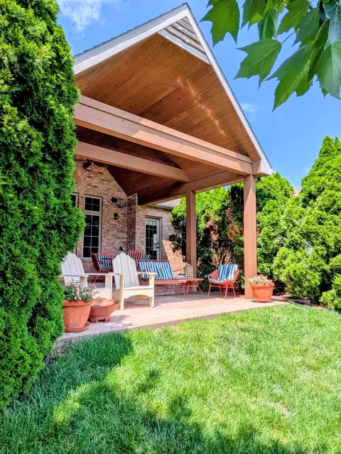 Exterior - 8620 Interlochen Dr, Nixa, MO 65714 photo 17 of 19