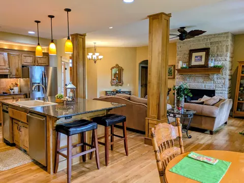 Kitchen - 8620 Interlochen Dr, Nixa, MO 65714 photo 10 of 14