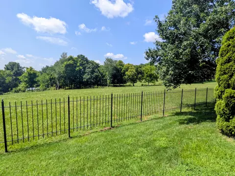 Exterior - 8620 Interlochen Dr, Nixa, MO 65714 photo 10 of 23