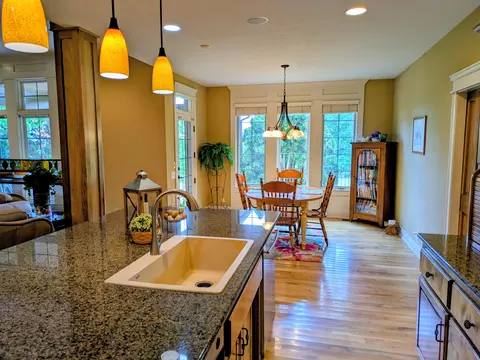 Kitchen - 8620 Interlochen Dr, Nixa, MO 65714 photo 5 of 14