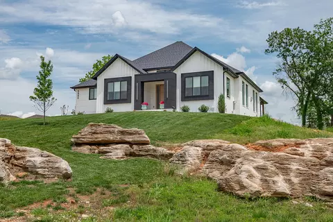 Exterior - 5980 S Dollison Ave, Springfield, MO 65810 photo 16 of 18