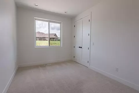 Bedroom - 5980 S Dollison Ave, Springfield, MO 65810 photo 3 of 9