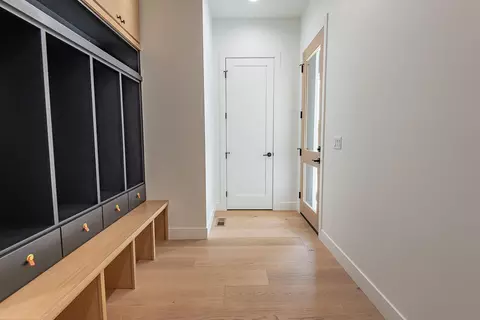 Entry Way - 5980 S Dollison Ave, Springfield, MO 65810 photo 5 of 7