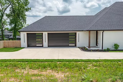 Exterior - 5980 S Dollison Ave, Springfield, MO 65810 photo 7 of 18