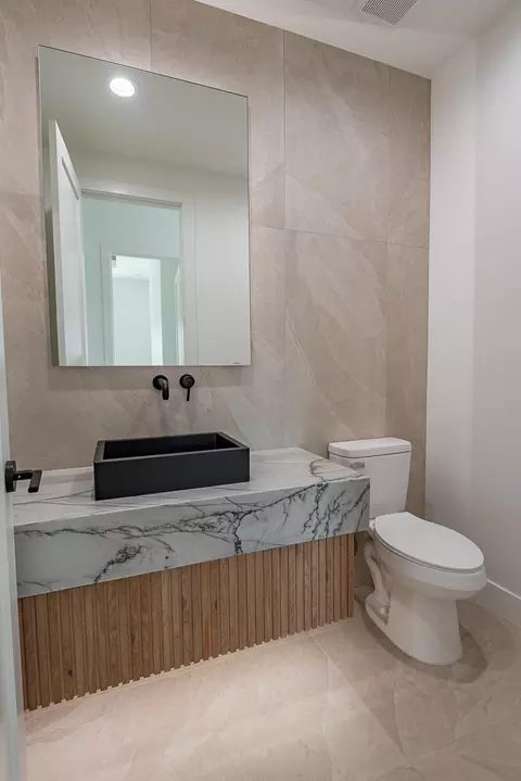 Bath - 5980 S Dollison Ave, Springfield, MO 65810 photo 1 of 8
