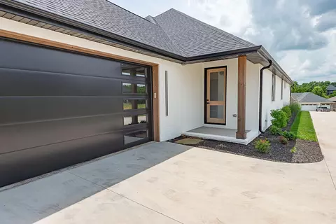 Exterior - 5980 S Dollison Ave, Springfield, MO 65810 photo 8 of 18