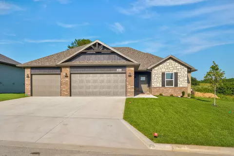 3508 N Marlin Dr, Ozark, MO 65721