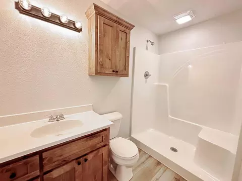 Bath - 104 W Barrett Ave, Walker, MO 64790 photo 1 of 2