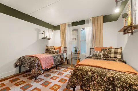 Bedroom - 403 Veterans Blvd #E-380, Branson, MO 65616 photo 4 of 6