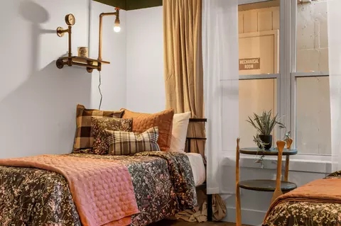 Bedroom - 403 Veterans Blvd #E-380, Branson, MO 65616 photo 5 of 6