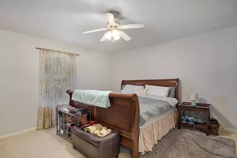 Bedroom - 188 Plainview Dr, Seymour, MO 65746 photo 1 of 3