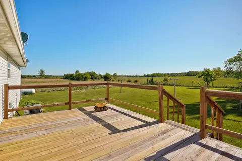 Exterior - 188 Plainview Dr, Seymour, MO 65746 photo 10 of 15